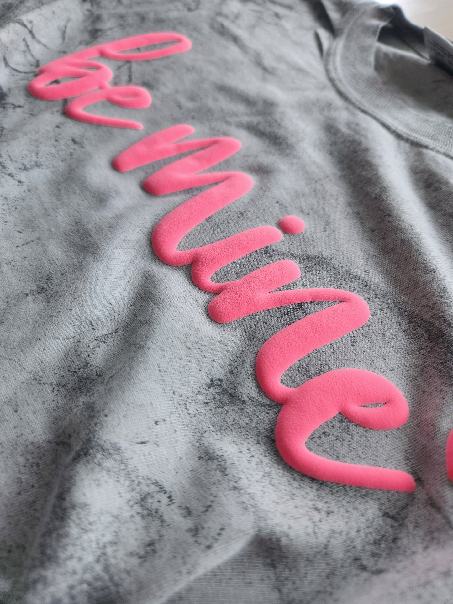 Be Mine, Smoke Tee