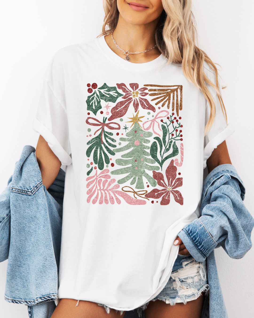 Boho Christmas Tree Graphic Tee – Modern Holiday Shirt | Comfort Colors