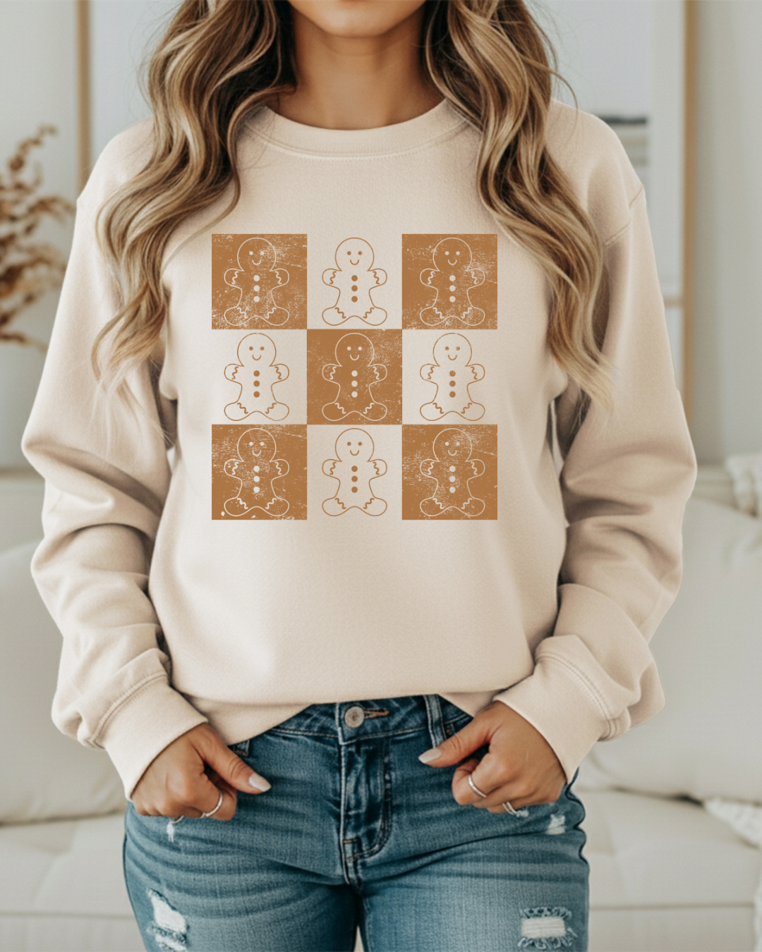 Gingerbread Checker Pattern Christmas Sweatshirt – Cute Holiday Gingerbread Man Pullover