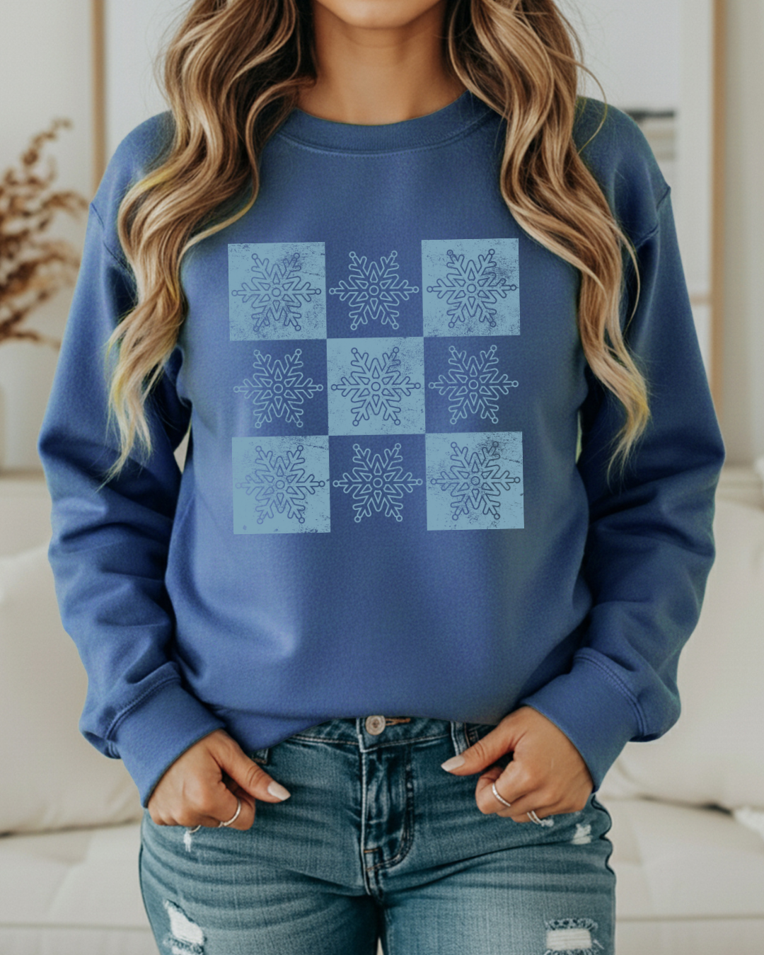 Snowflake Checker Pattern Sweatshirt – Winter Checkered Pullover