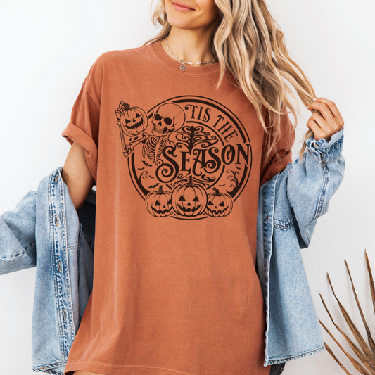 Tis The Season B Graphic Tee
