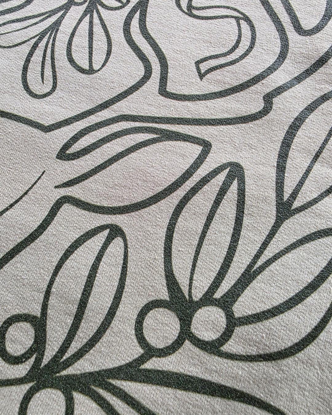 Minimalist Deer & Mistletoe Sweatshirt | Modern Rustic Holiday Crewneck | Cozy Nature-Inspired Pullover