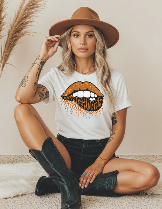 Longhorn lips graphic tee