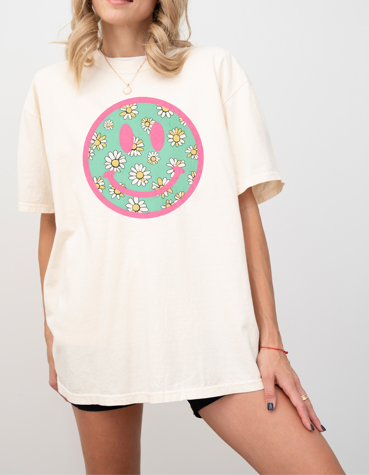 Daisy Smiley Face Graphic Tee