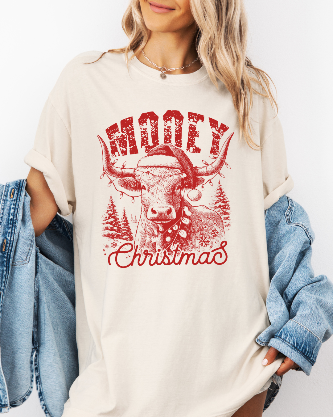 Mooey Christmas Highland Cow Graphic Tee – Comfort Colors Holiday Shirt